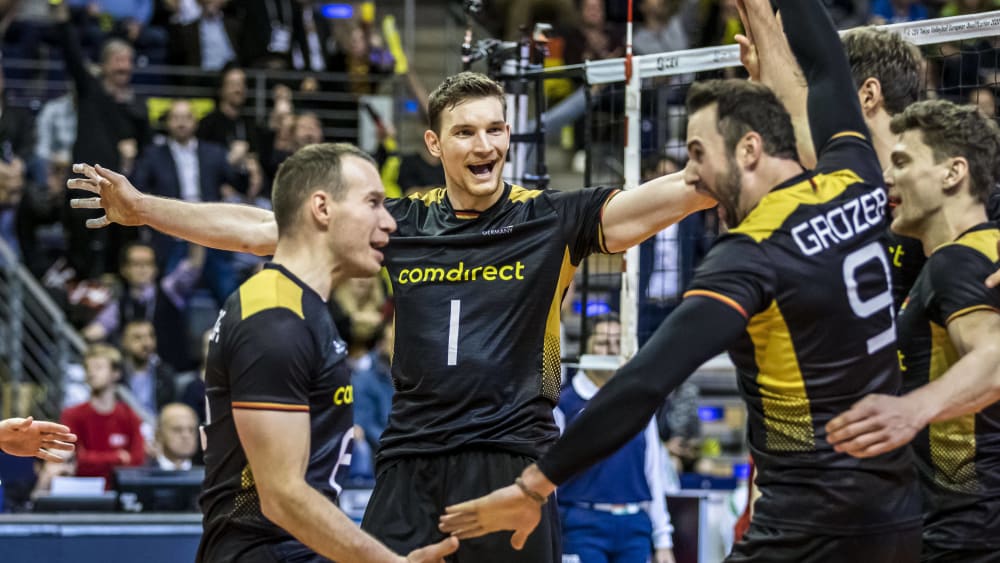 Jubel bei den deutschen Volleyballern