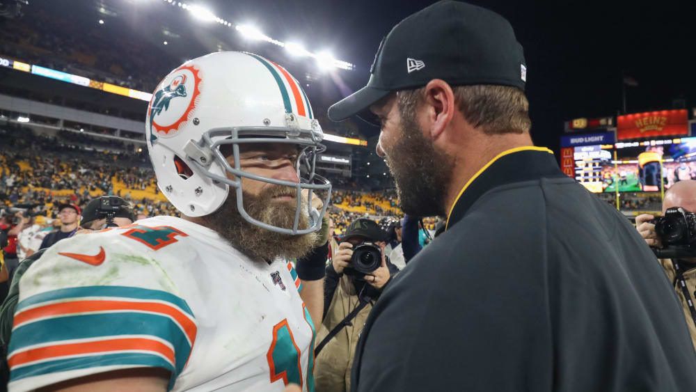 Steckten die Bärte zusammen: Ryan Fitzpatrick und der verletzte Steelers-Quarterback Ben Roethlisberger.