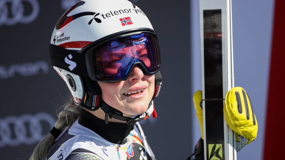 Ski alpin: Ragnhild Mowinckel reißt sich schon wieder das Kreuzband! - kicker