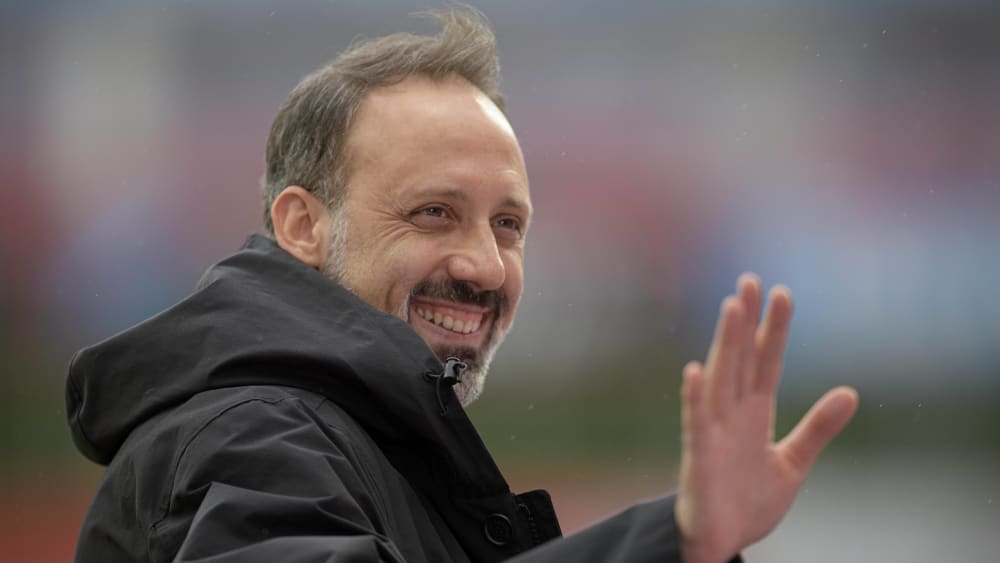 VfB Stuttgart verlängert mit Pellegrino Matarazzo - kicker