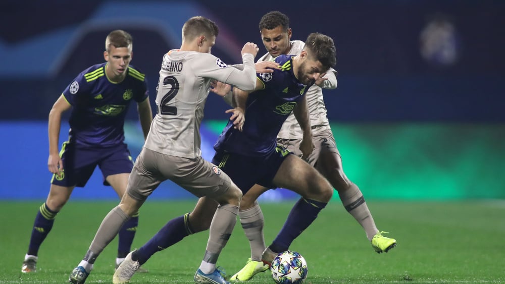 Bruno Petkovic im Zweikampf