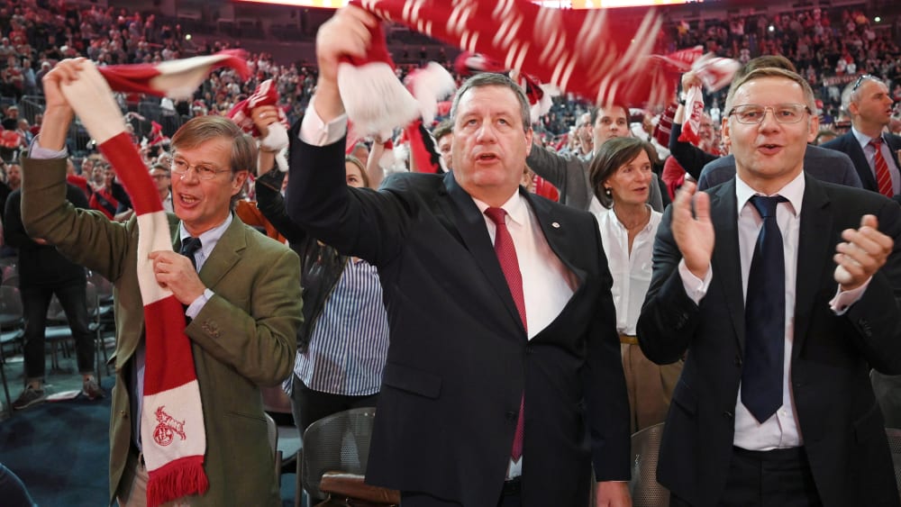 Das neue FC-Präsidium: Werner Wolf (Mi.), Jürgen Sieger (li.) und Eckard Sauren.