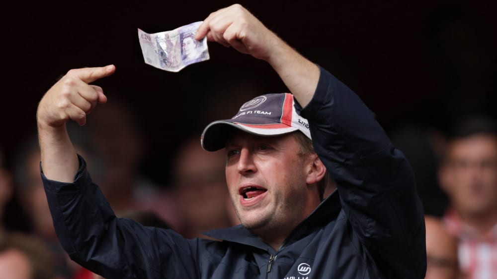 Mehr Zeit zum Geld ausgeben: Die Premier-League-Klubs rudern in Sachen Transferfenster zurück.