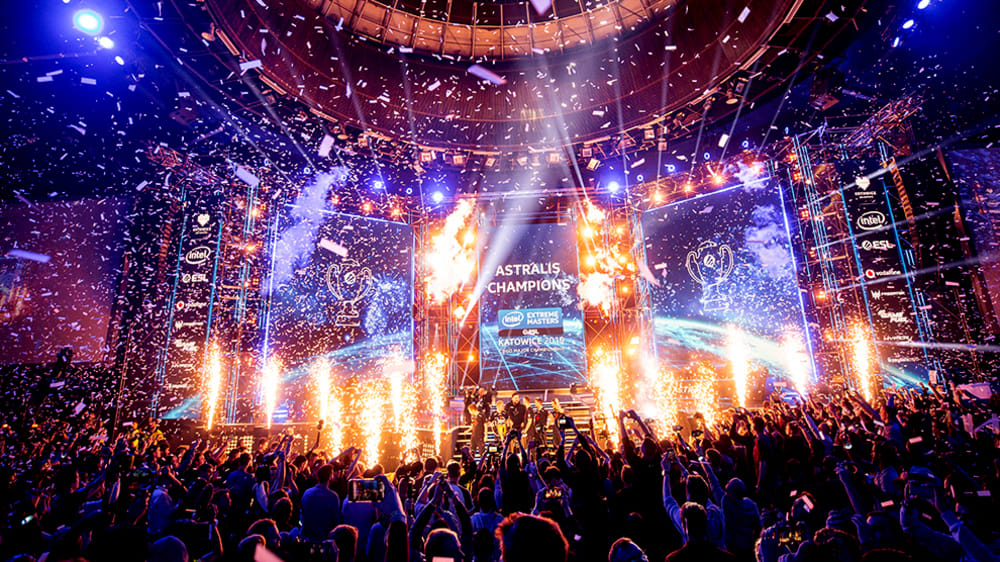 Ein Grund zum Feiern: Die eSport-Industrie erwirtschaftet Jahr für Jahr höhere Einnahmen - bis über eine Milliarde?