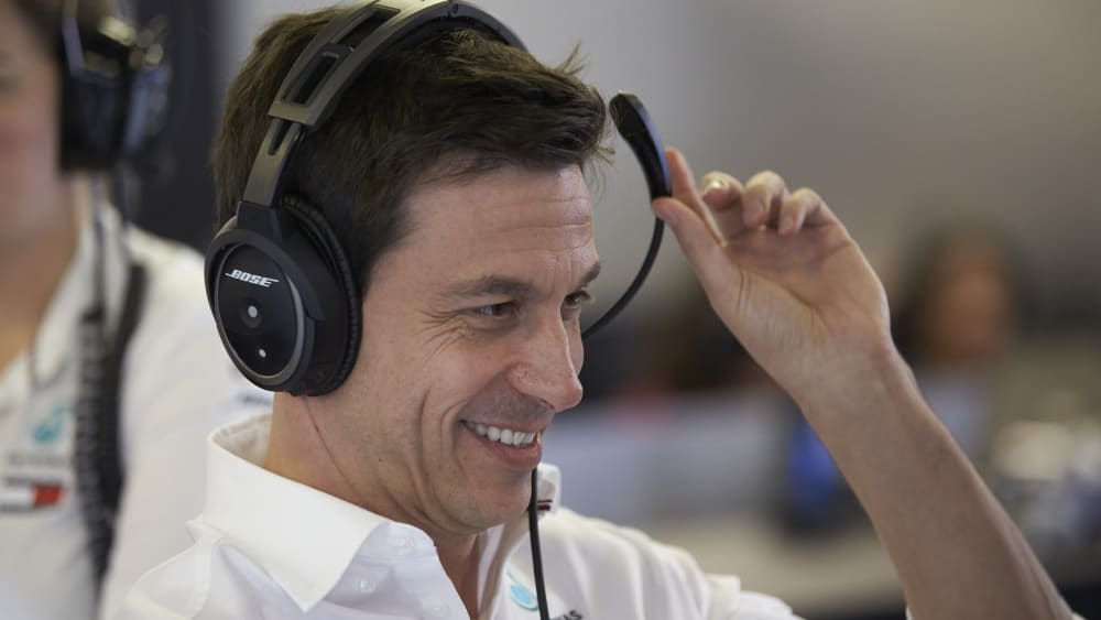 Mercedes-Teamchef Toto Wolff wird immer wieder als neuer Formel-1-Boss gehandelt.