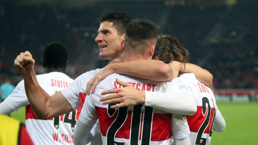 Mario Gomez und Philipp Förster jubelt