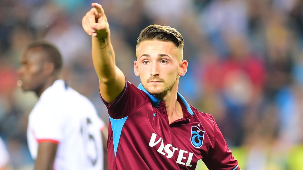 Macht er die Schotten dicht? Donis Avdijaj wechselt zu Hearts of Midlothian.