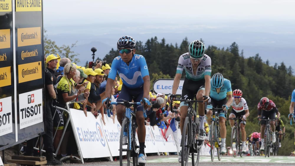 Emanuel Buchmann beendet die Etappe gemeinsam mit Nairo Quintana (links)