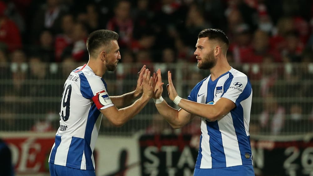 Vedad Ibisevic und Eduard Löwen