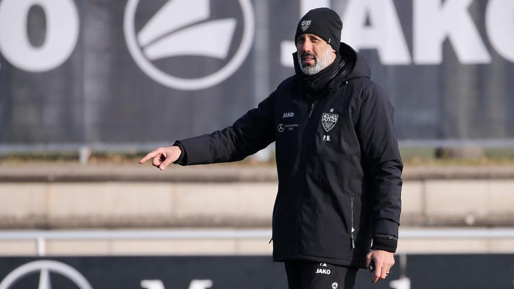 VfB Stuttgarts Trainer Pellegrino Matarazzo wechselt in den täglichen Abläufen.