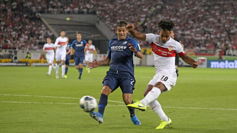 Das zwischenzeitliche 1:0 für den VfB: Daniel Didavi (re.) trifft mit einem wuchtigen Schuss zur Führung gegen Bochum.