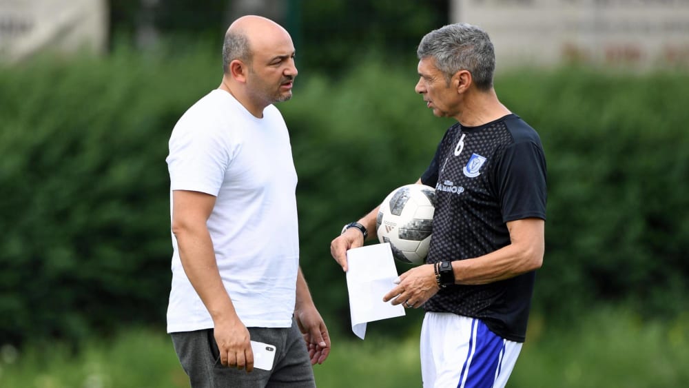 Märchenschreiber? Altglienickes Sportchef Daniel Böhm (li.) und Trainer Karsten Heine.