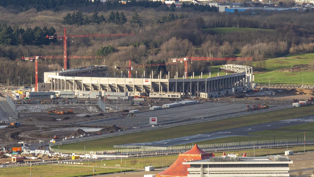 Das neue Stadion in Freiburg wächst.