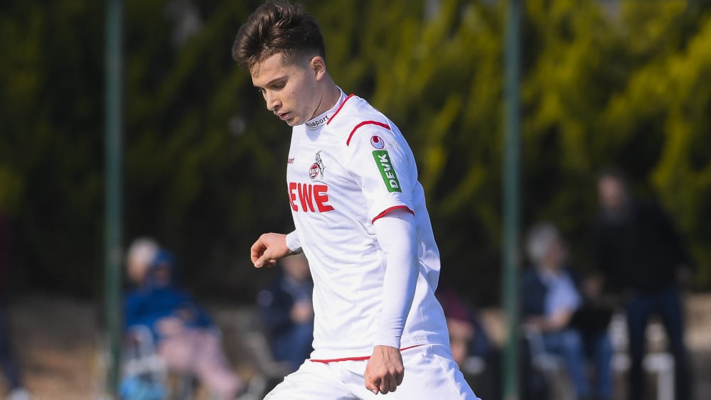 1 Fc Koln Elvis Rexhbecaj Hat Von Uns Kein Pflaster Bekommen Kicker