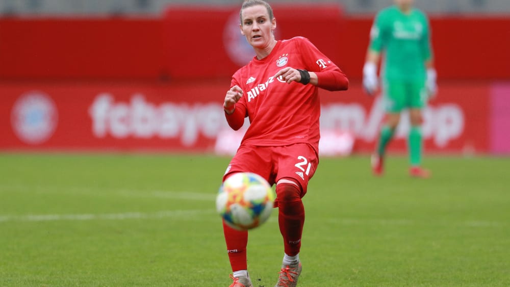 Simone Laudehr