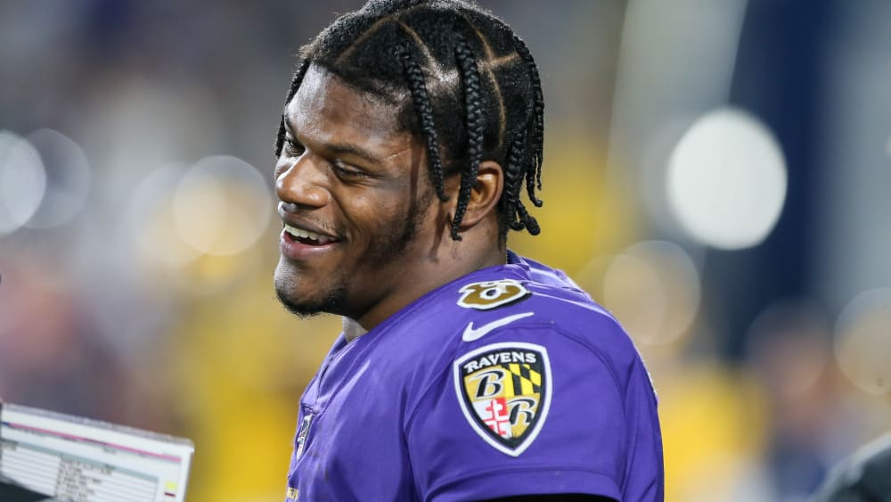 Lamar Jackson ist der Quarterback der Baltimore Ravens.
