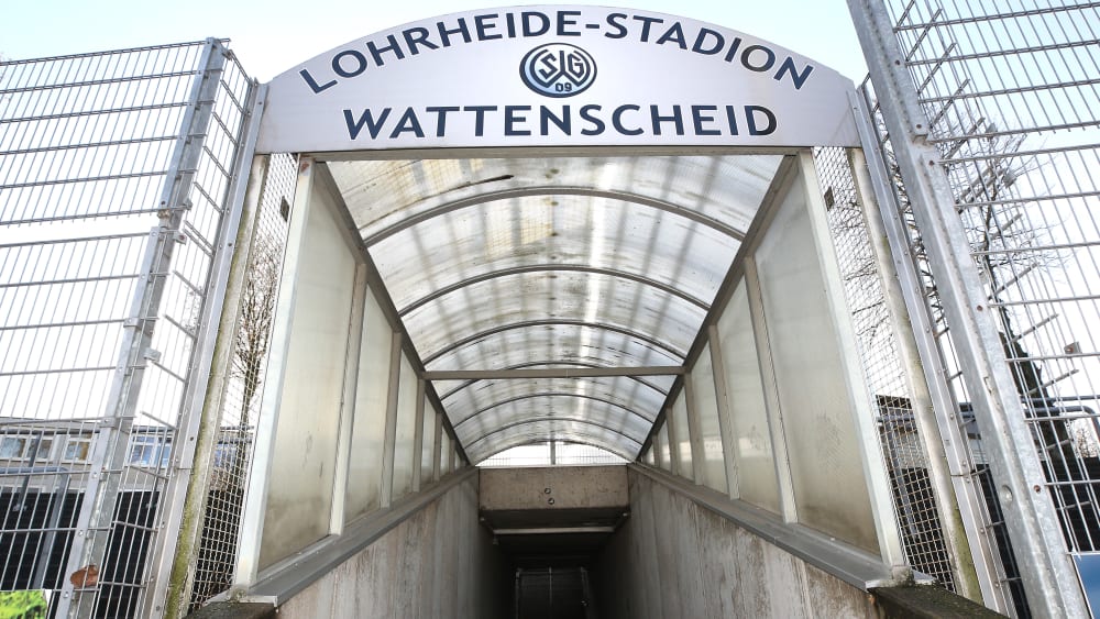Eingang zum Lohrheide-Stadion in Wattenscheid